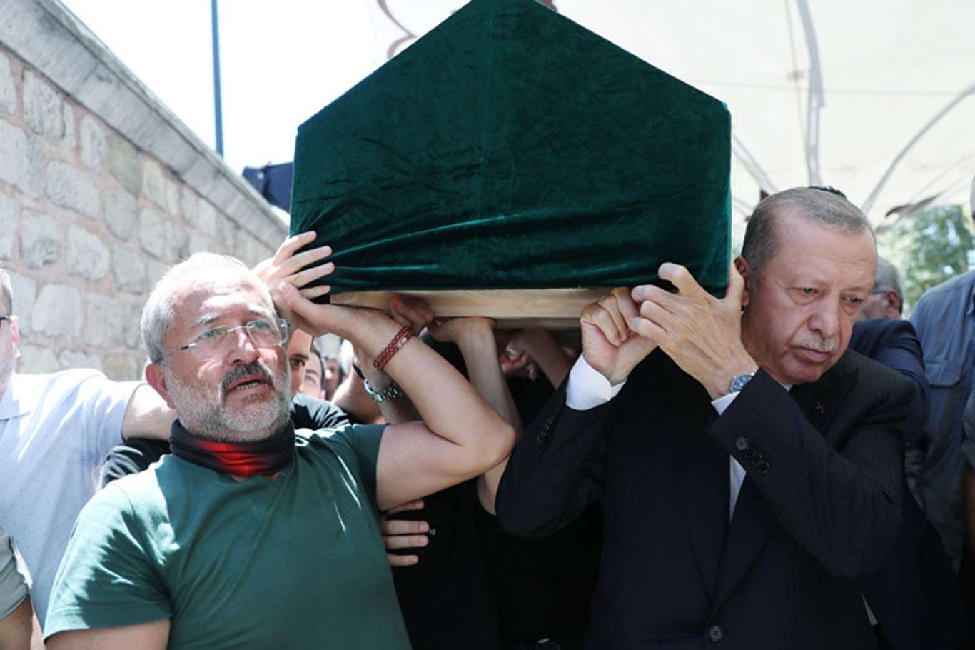 Cumhurbaşkanı Erdoğan, Mehmet Nimet Kaya'nın cenaze törenine katıldı